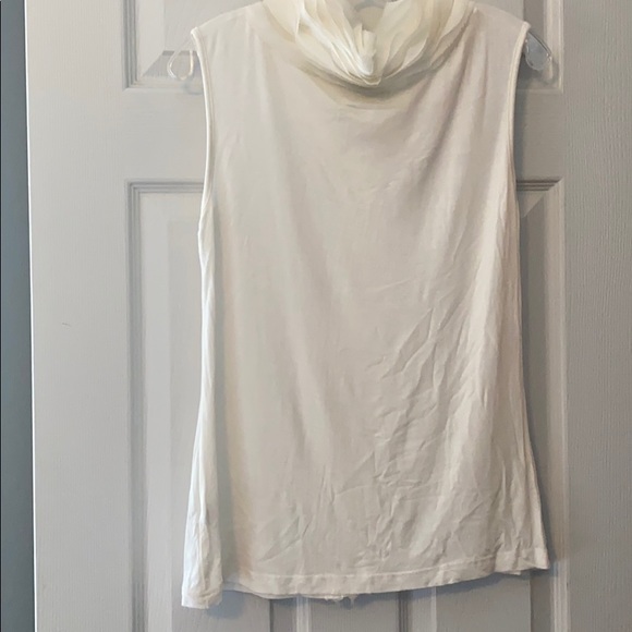 Raw Edge Ruffle Tank - Picture 4 of 5